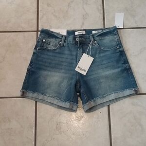 NWT Kensie The Short